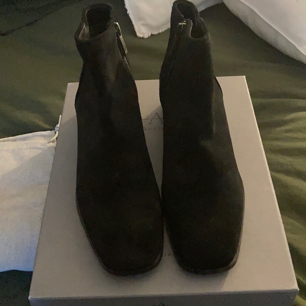 Authentic Aquatalia Lucile Suede Booties